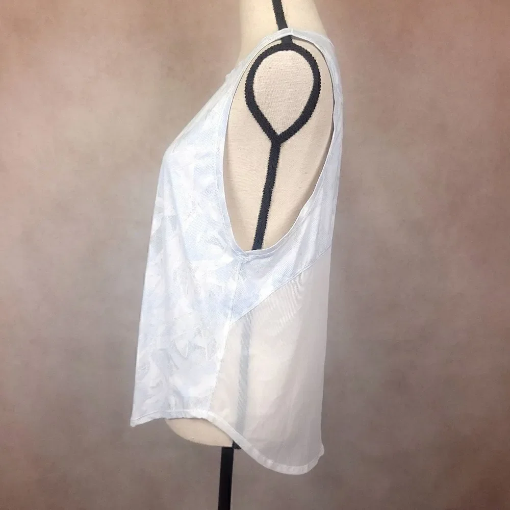lululemon athletica excellent preowned